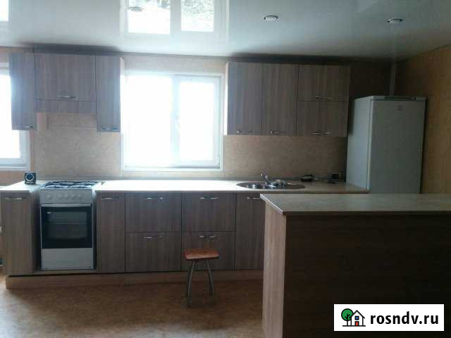 Комната 20 м² в 7-ком. кв., 2/2 эт. в аренду на длительный срок в Челябинске Челябинск - изображение 1