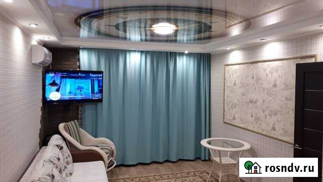 1-комнатная квартира, 45 м², 4/9 эт. в аренду посуточно в Волжском Волгоградской области Волжский - изображение 1