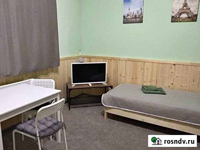 Комната 15 м² в 5-ком. кв., 1/1 эт. в аренду посуточно в Увате Уват - изображение 1