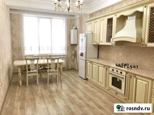 3-комнатная квартира, 105 м², 2/7 эт. в аренду на длительный срок в Махачкале Махачкала - изображение 1