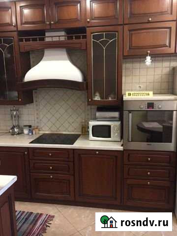 3-комнатная квартира, 92 м², 11/14 эт. в аренду посуточно в Щербинке Щербинка - изображение 1