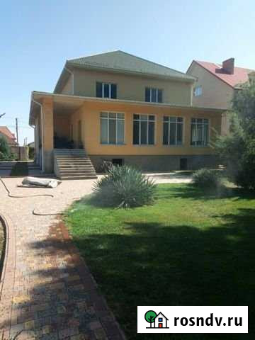 Коттедж 393 м² на участке 10 сот. на продажу в Армянске Армянск - изображение 1