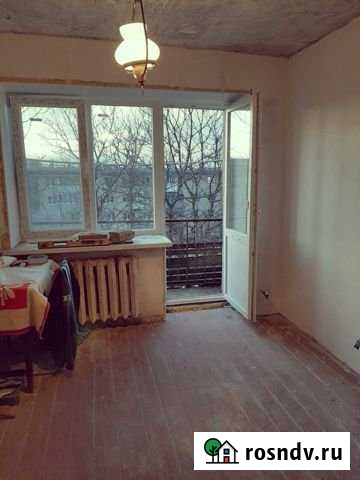 Комната 13 м² в 5-ком. кв., 5/5 эт. на продажу в Калуге Калуга - изображение 1