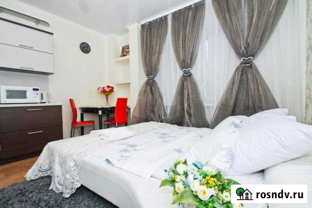 2-комнатная квартира, 58 м², 1/9 эт. в аренду посуточно в Сургуте Ханты-Мансийского АО Сургут - изображение 1