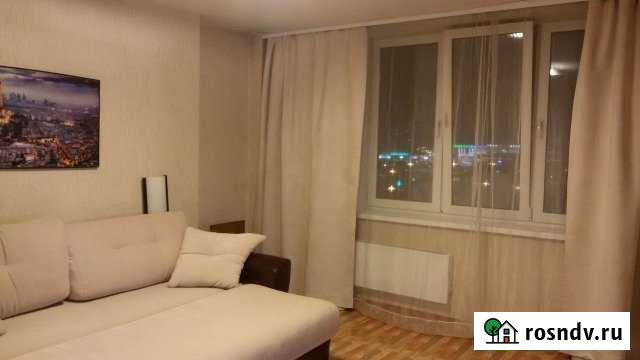 1-комнатная квартира, 48 м², 8/14 эт. в аренду посуточно в Красноярске Красноярск - изображение 1