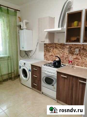 1-комнатная квартира, 35 м², 1/4 эт. в аренду на длительный срок в Батайске Батайск - изображение 1