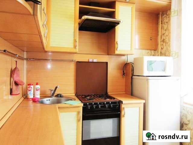 2-комнатная квартира, 52 м², 3/5 эт. в аренду посуточно в Череповце Череповец - изображение 1