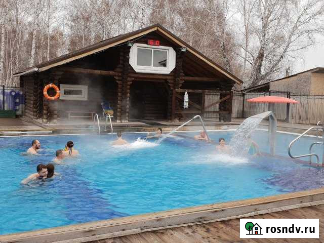 Коттедж 160 м² на участке 10 сот. в аренду посуточно в Кургане Курган - изображение 1