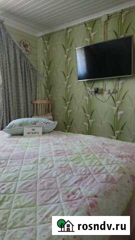 Коттедж 80 м² на участке 10 сот. в аренду посуточно в Ладожском Озере Ладожское Озеро - изображение 1