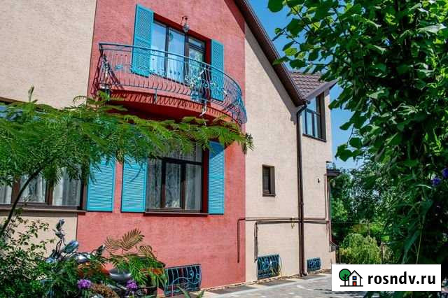 Коттедж 380 м² на участке 5.6 сот. на продажу в Ростове-на-Дону Ростов-на-Дону - изображение 1