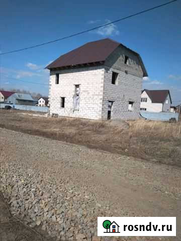 Дом 200 м² на участке 10 сот. на продажу в Лебяжьем Алтайского края Лебяжье - изображение 1