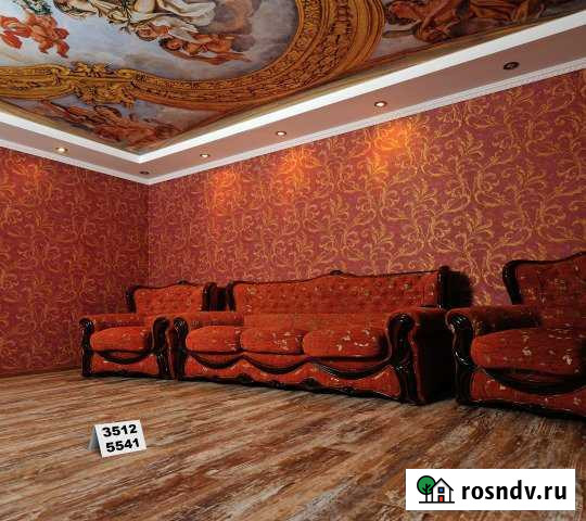 3-комнатная квартира, 100 м², 4/10 эт. в аренду посуточно в Омске Омск - изображение 1