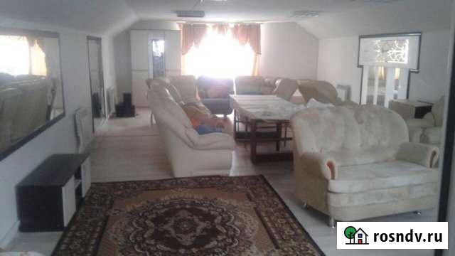 Коттедж 130 м² на участке 3 сот. в аренду посуточно в Нефтекамске Нефтекамск - изображение 1