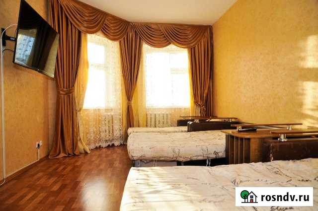 3-комнатная квартира, 74 м², 4/9 эт. в аренду посуточно в Нижневартовске Нижневартовск - изображение 1