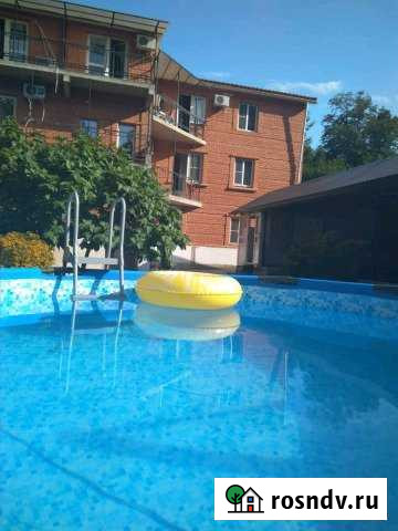 Коттедж 180 м² на участке 8 сот. в аренду посуточно в Сочи Сочи - изображение 1