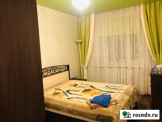 2-комнатная квартира, 60 м², 3/5 эт. в аренду посуточно в Надыме Надым - изображение 1