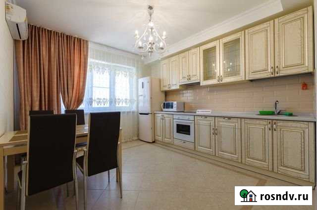1-комнатная квартира, 42 м², 9/16 эт. в аренду посуточно в Новороссийске Новороссийск - изображение 1