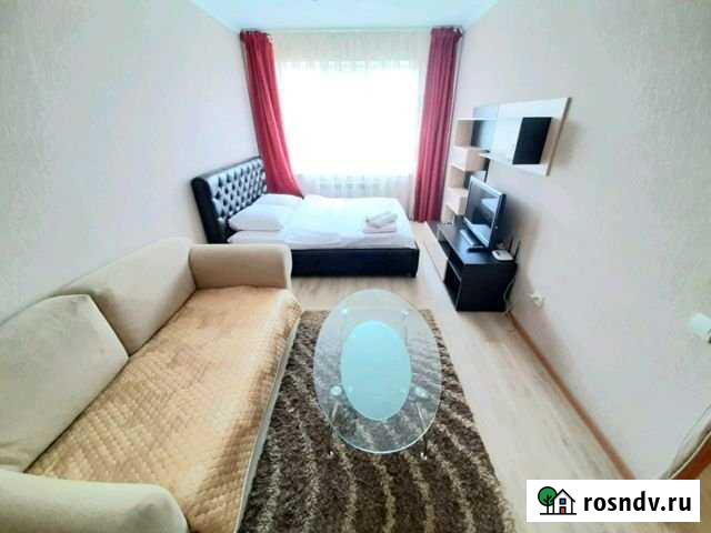 1-комнатная квартира, 37 м², 18/18 эт. в аренду посуточно в Курске Курск - изображение 1