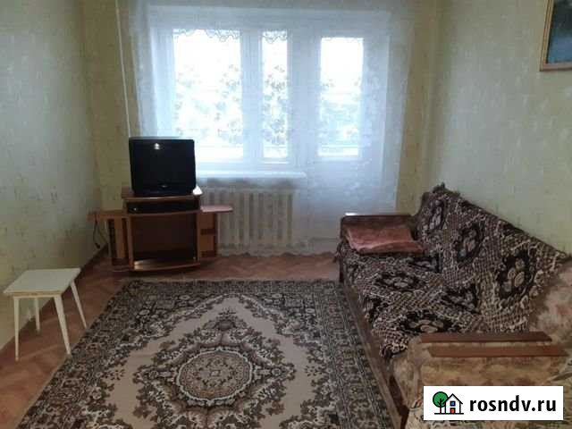 2-комнатная квартира, 42 м², 2/5 эт. в аренду на длительный срок в Петровске Петровск - изображение 1