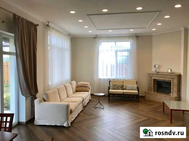 Коттедж 275 м² на участке 12 сот. в аренду на длительный срок в Рождествено Московской области Рождествено - изображение 1