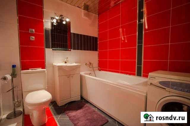 3-комнатная квартира, 70 м², 1/5 эт. в аренду посуточно в Красноярске Красноярск - изображение 1