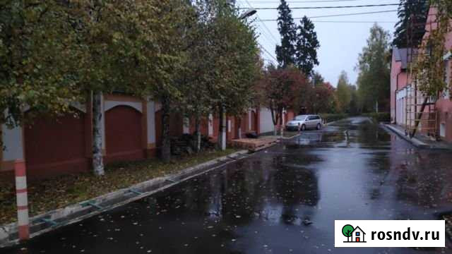 Коттедж 327 м² на участке 10 сот. на продажу в Звенигороде Звенигород - изображение 1