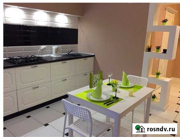 1-комнатная квартира, 45 м², 10/10 эт. в аренду посуточно в Энгельсе Энгельс - изображение 1