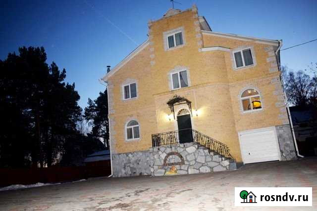 Коттедж 520 м² на участке 15 сот. в аренду посуточно в Екатеринбурге Екатеринбург - изображение 1