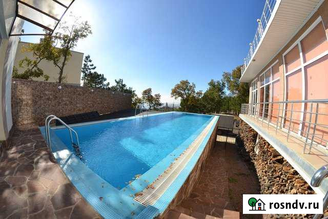 Дом 363.9 м² на участке 11 сот. на продажу в Ялте Ялта - изображение 1