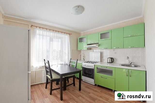 1-комнатная квартира, 37 м², 9/9 эт. в аренду посуточно в Кургане Курган - изображение 1