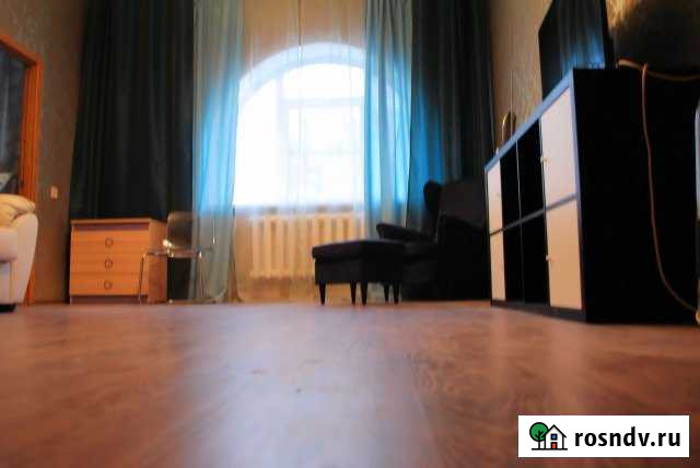 2-комнатная квартира, 60 м², 2/4 эт. в аренду посуточно в Великом Новгороде Великий Новгород - изображение 1