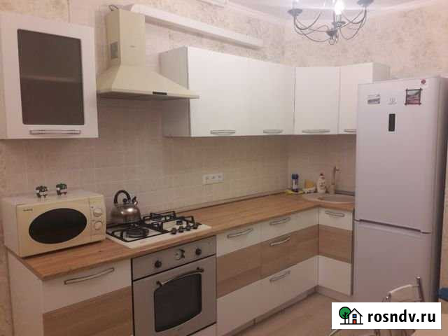 1-комнатная квартира, 45 м², 2/3 эт. в аренду посуточно в Волгодонске Волгодонск - изображение 1