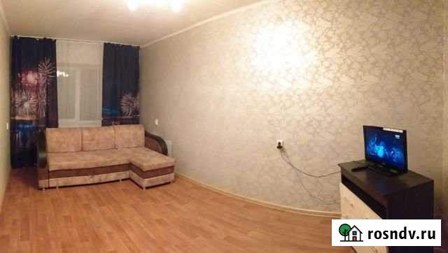 3-комнатная квартира, 70 м², 6/9 эт. в аренду посуточно в Оренбурге Оренбург - изображение 1