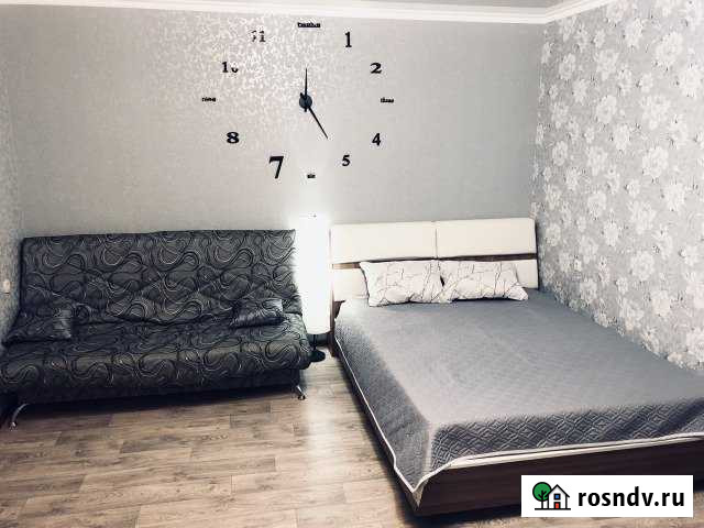 1-комнатная квартира, 42 м², 11/16 эт. в аренду посуточно в Нягани Нягань - изображение 1