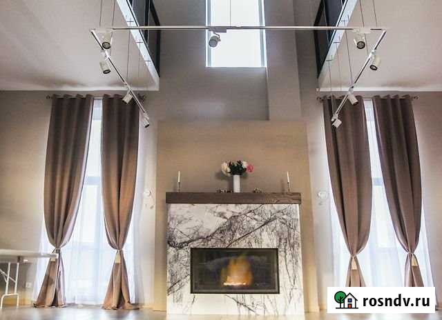 Коттедж 750 м² на участке 15 сот. в аренду посуточно в Новосибирске Новосибирск - изображение 1