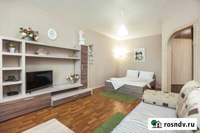 1-комнатная квартира, 37 м², 1/5 эт. в аренду посуточно в Тольятти Тольятти - изображение 1