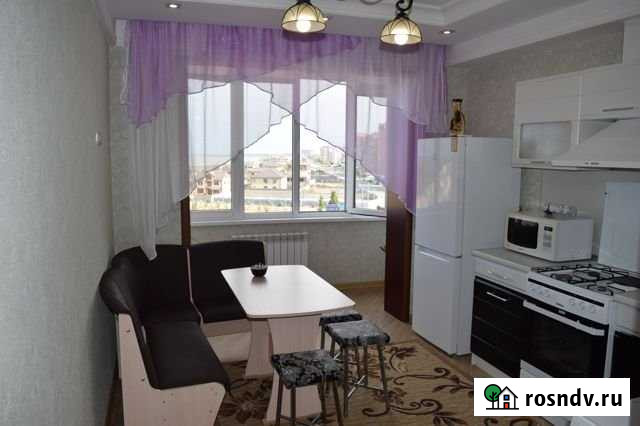 1-комнатная квартира, 48 м², 7/10 эт. в аренду посуточно в Каспийске Каспийск - изображение 1