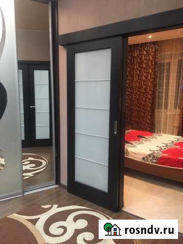 3-комнатная квартира, 70 м², 2/5 эт. в аренду посуточно в Сургуте Ханты-Мансийского АО Сургут - изображение 1