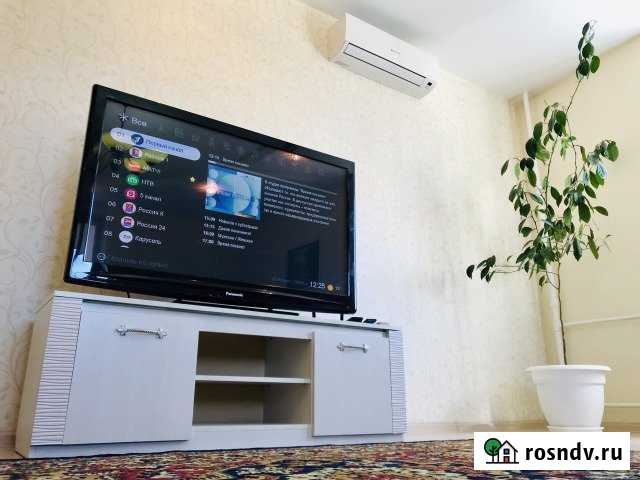 1-комнатная квартира, 50 м², 3/5 эт. в аренду посуточно в Петрозаводске Петрозаводск - изображение 1