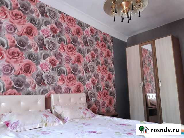 2-комнатная квартира, 58 м², 1/5 эт. в аренду посуточно в Курске Курск - изображение 1