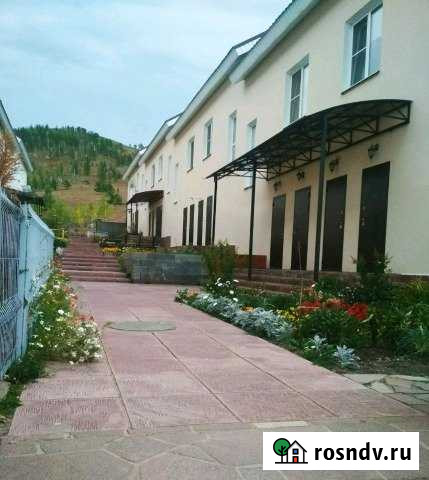 Таунхаус 45 м² на участке 1 сот. в аренду посуточно в Магнитогорске Магнитогорск - изображение 1