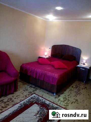 1-комнатная квартира, 33 м², 3/5 эт. в аренду посуточно в Кургане Курган - изображение 1