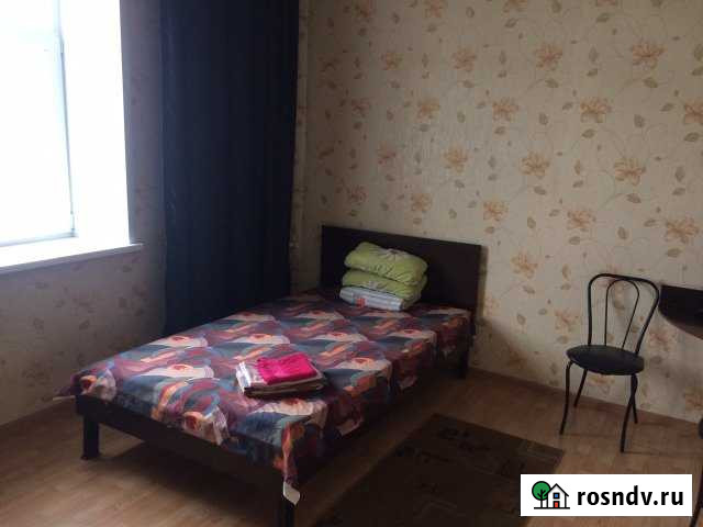 Комната 25 м² в 1-ком. кв., 2/2 эт. в аренду посуточно в Барнауле Барнаул - изображение 1