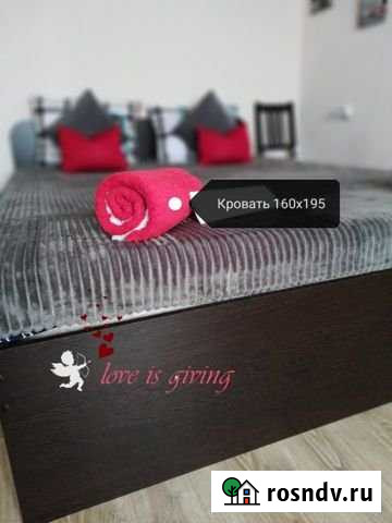 1-комнатная квартира, 40 м², 8/10 эт. в аренду посуточно в Смоленске Смоленск - изображение 1