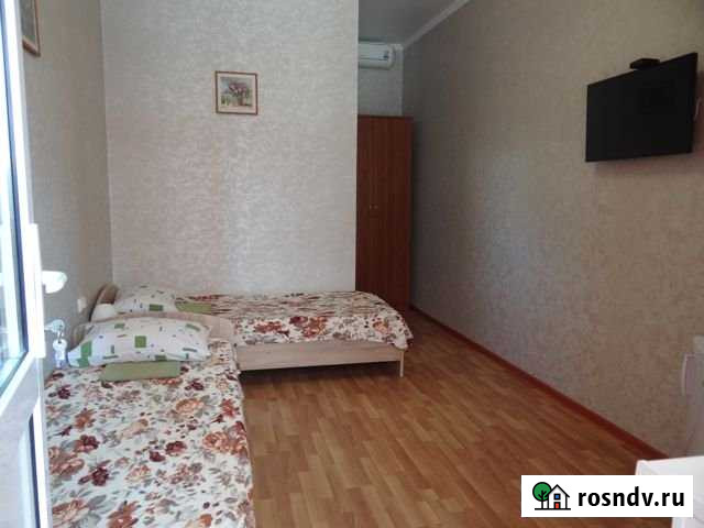 Комната 13 м² в 1-ком. кв., 3/3 эт. в аренду на длительный срок в Геленджике Геленджик - изображение 1