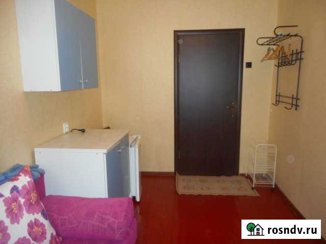 Комната 10 м² в 3-ком. кв., 5/5 эт. в аренду на длительный срок во Всеволожске Всеволожск - изображение 1