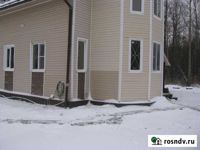 Коттедж 95 м² на участке 10 сот. в аренду посуточно в Кировске Ленинградской области Кировск - изображение 1