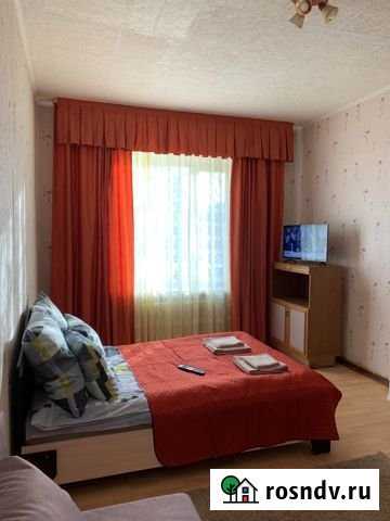 3-комнатная квартира, 75 м², 1/5 эт. в аренду посуточно в Магнитогорске Магнитогорск - изображение 1