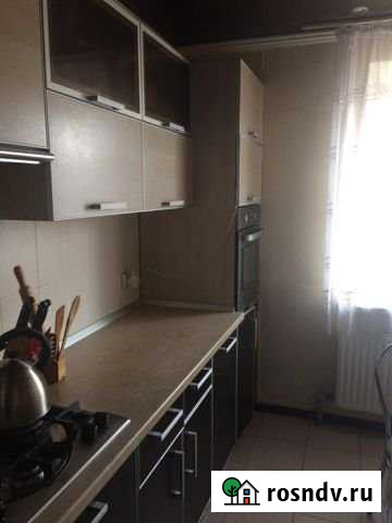 3-комнатная квартира, 54 м², 5/5 эт. в аренду на длительный срок в Славянске-на-Кубани Славянск-на-Кубани - изображение 1