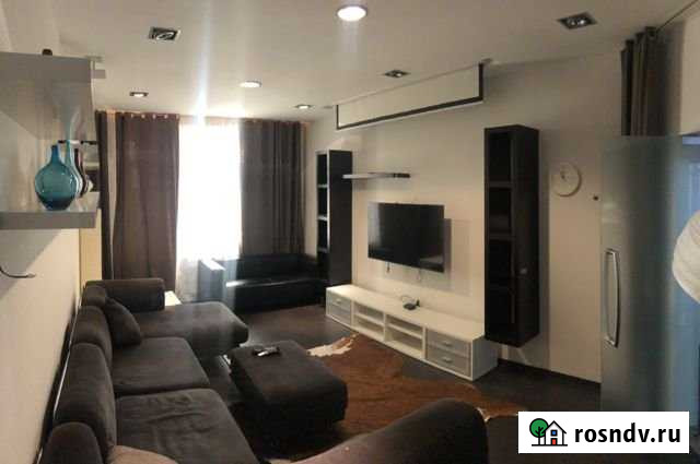 3-комнатная квартира, 118 м², 6/10 эт. в аренду на длительный срок в Красноярске Красноярск - изображение 1